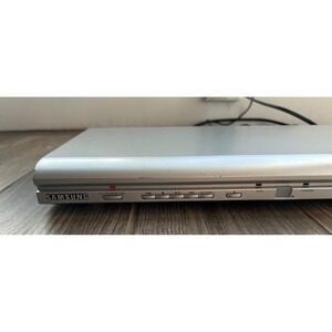 Samsung DVD-P241 Progressive Scan DVD Player Dolby DTS w cables Tested & Working